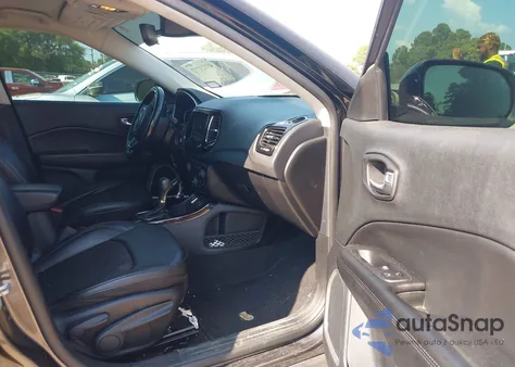 2021 Jeep Compass Altitude Fwd из США, поврежденный, VIN 3C4NJCBB4MT501873